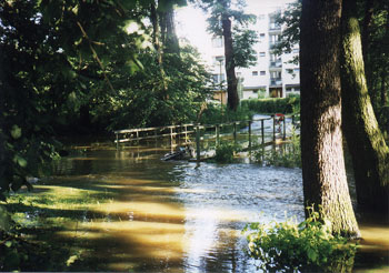 Nymburský Ostrov při povodních v červenci 1997 (foto Kangaroo)